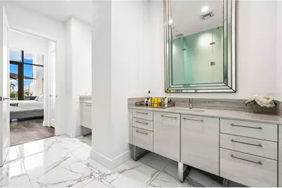 1155 N Gulfstream Avenue #208, Sarasota, FL 34236 - Photo 36