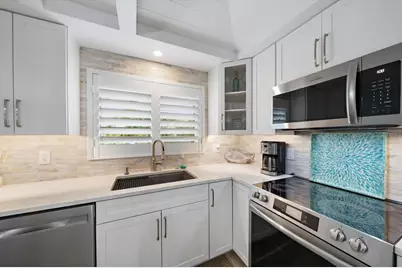 734 Spanish Drive N, Longboat Key, FL 34228 - Photo 6