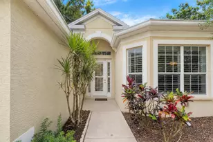 192 Tall Trees Ct, Sarasota, FL 34232 - Photo 2