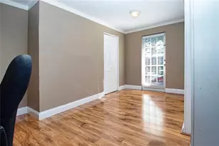 5745 Savannah Dr, Sarasota, FL 34231 - Photo 20