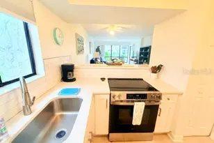 1801 Gulf Dr N, Bradenton Beach, FL 34217 - Photo 8