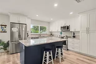 2208 78th St W, Bradenton, FL 34209 - Photo 8