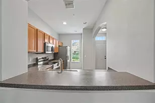 1125 Grantham Dr, Sarasota, FL 34234 - Photo 10