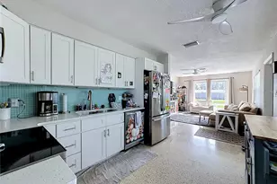 11704 40th Ave W, Bradenton, FL 34210 - Photo 4