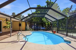 4006 75th Terrace E, Sarasota, FL 34243 - Photo 32