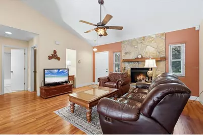 4006 75th Terrace E, Sarasota, FL 34243 - Photo 6