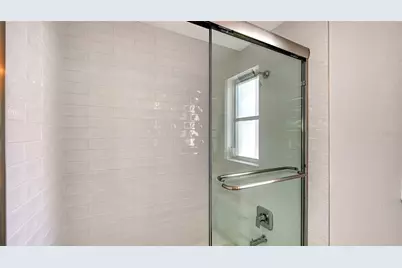 693 Spanish Drive N #24, Longboat Key, FL 34228 - Photo 24