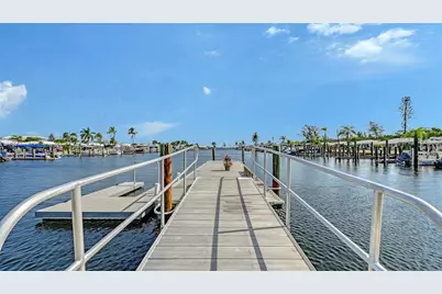 693 Spanish Drive N #24, Longboat Key, FL 34228 - Photo 44