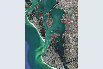2100 McClellan Parkway, Sarasota, FL 34239 - Photo 4