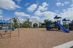 2566 Paradise Plum Dr, Sarasota, FL 34240 - Photo 56