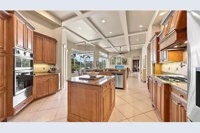 7325 Chatsworth Court, University Park, FL 34201 - Photo 14