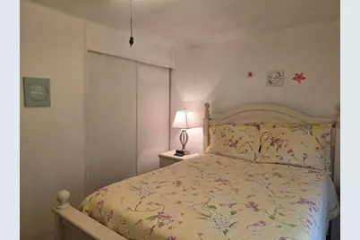 3309 Oakwood Boulevard N, Sarasota, FL 34237 - Photo 18