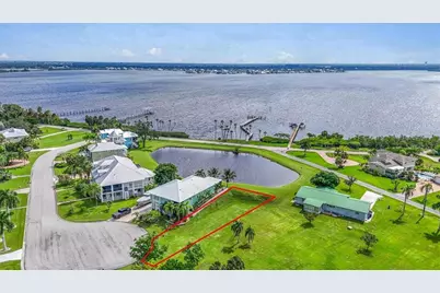 71 Island Court, Terra Ceia, FL 34250 - Photo 10