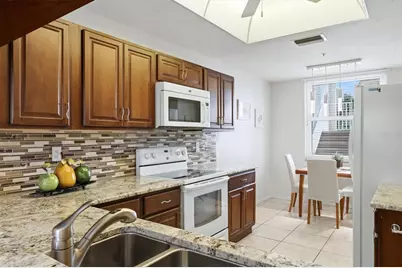 8750 Olde Hickory Avenue #9209, Sarasota, FL 34238 - Photo 14