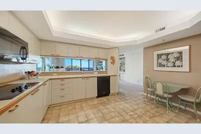 2110 Harbourside Drive #523, Longboat Key, FL 34228 - Photo 34