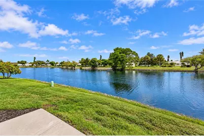 4605 Lexington Circle, Bradenton, FL 34210 - Photo 18