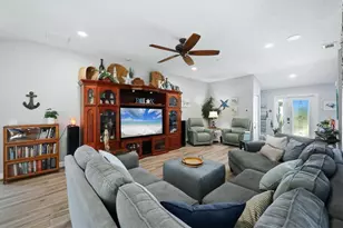 6803 32nd Ave W, Bradenton, FL 34209 - Photo 14