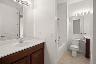 7002 Prosperity Cir, Sarasota, FL 34238 - Photo 32