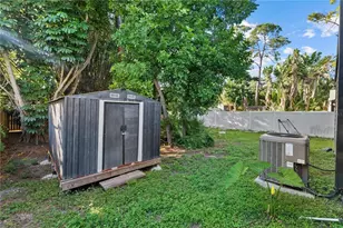 4210 Olive Ave, Sarasota, FL 34231 - Photo 22