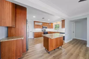 3372 Webber St, Sarasota, FL 34239 - Photo 8