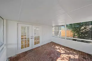 3372 Webber St, Sarasota, FL 34239 - Photo 16