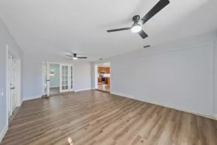 3372 Webber St, Sarasota, FL 34239 - Photo 24