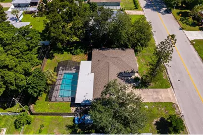 5706 8th Avenue Drive W, Bradenton, FL 34209 - Photo 4