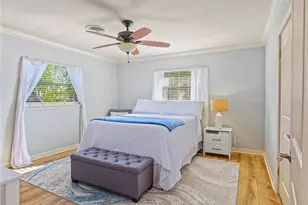 3013 Jennings Dr, Sarasota, FL 34239 - Photo 14