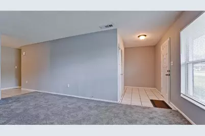 2205 24th Avenue W, Bradenton, FL 34205 - Photo 4