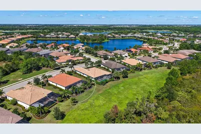 16218 Castle Park Terrace, Lakewood Ranch, FL 34202 - Photo 46