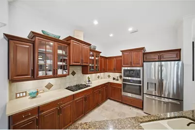 6914 Treymore Court, Sarasota, FL 34243 - Photo 14