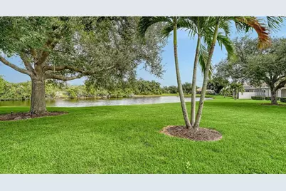 6937 Woodmore Terrace, Lakewood Ranch, FL 34202 - Photo 34