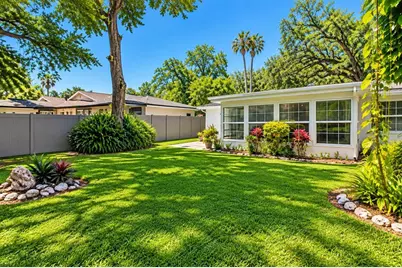 6631 Glades Way, Sarasota, FL 34231 - Photo 2