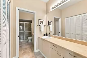 5480 Hampstead Heath, Sarasota, FL 34235 - Photo 14