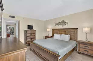 6157 Midnight Pass Rd, Sarasota, FL 34242 - Photo 22