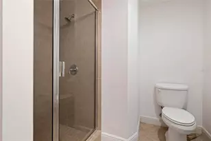 800 N Tamiami Trl, Sarasota, FL 34236 - Photo 18