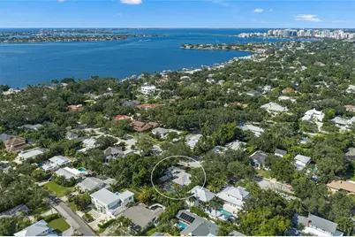 1714 South Drive, Sarasota, FL 34239 - Photo 4