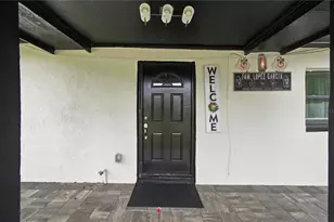 305 Lime Tree Rd, Tampa, FL 33619 - Photo 6