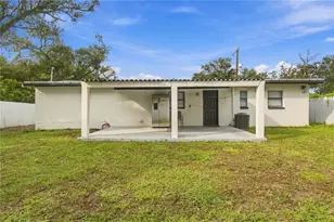 305 Lime Tree Rd, Tampa, FL 33619 - Photo 30