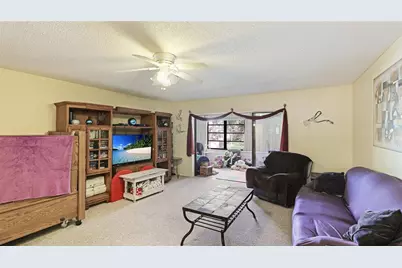 527 Spring Lakes Boulevard #527, Bradenton, FL 34210 - Photo 10