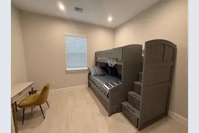 5544 Cannes Circle, Sarasota, FL 34231 - Photo 12