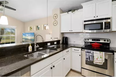 6417 Pine Breeze Run, Sarasota, FL 34243 - Photo 12