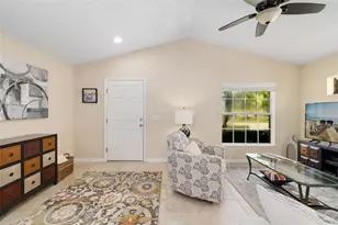6417 Pine Breeze Run, Sarasota, FL 34243 - Photo 8