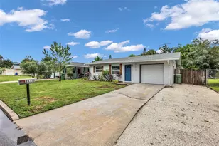 2211 21st St W, Bradenton, FL 34205 - Photo 2