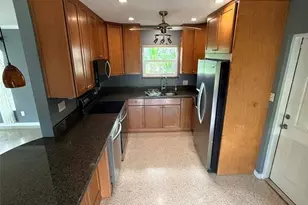 1729 Laramie St, Sarasota, FL 34231 - Photo 30