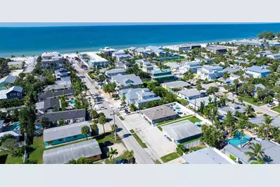 210 66th Street, Holmes Beach, FL 34217 - Photo 2