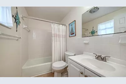 210 66th Street, Holmes Beach, FL 34217 - Photo 34