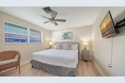 210 66th Street, Holmes Beach, FL 34217 - Photo 32