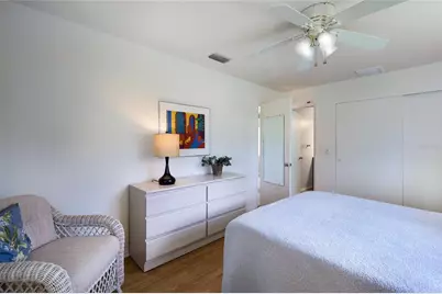 3327 S Lockwood Ridge Road, Sarasota, FL 34239 - Photo 26