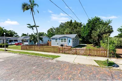 1815 12th Street S, Saint Petersburg, FL 33705 - Photo 46